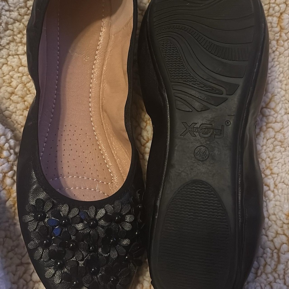 Slip on flats